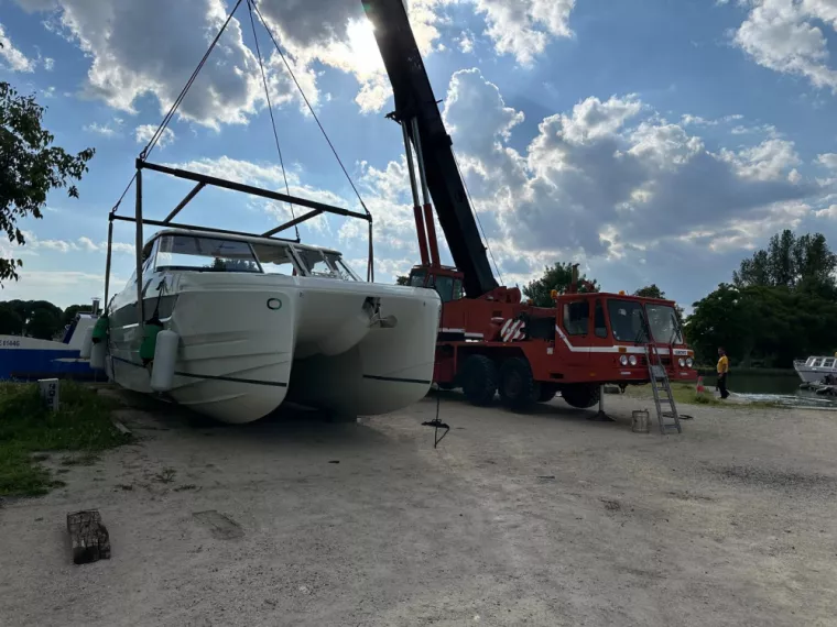 À qui s'adresser pour le gardiennage d'un voilier à sec ?, Castelsarrasin, Chantier Fluvial Castelsarrasin